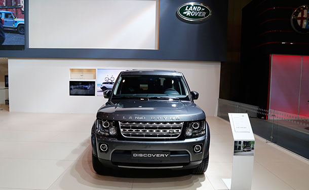 http://eltawkeel.com/assets/news/land_rover_discovery_automech_2016/name_main.jpg