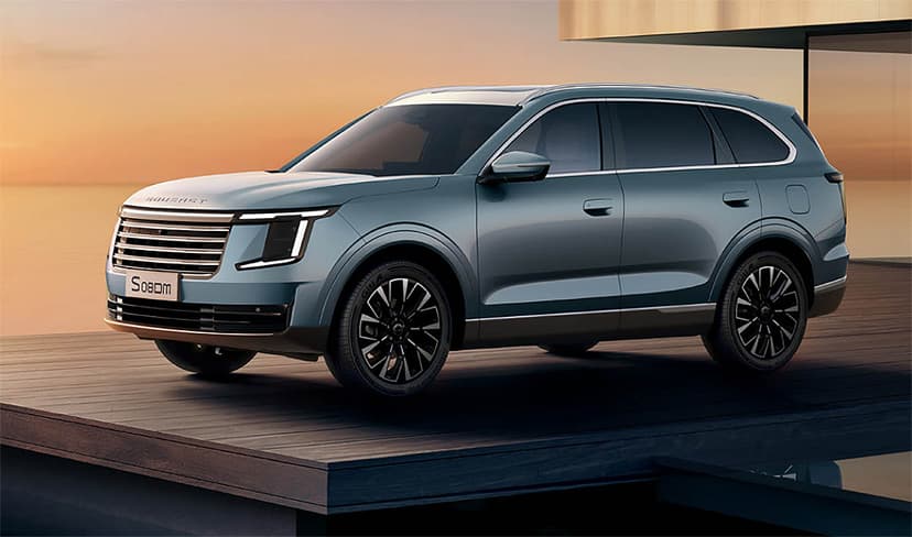 تعد سوإيست S08 DM واحدة من أبرز سيارات SUV المزودة بسبعة مقاعد وتجمع بين منظومة دفع هجينة قوية وتجهيزات عائلية متكاملة،