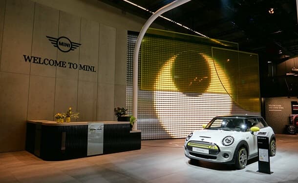  فرانكفورت 2019 MINI تقدم كوبر SE الكهربائية بقوة 181 حصان