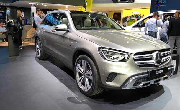 سياره مرسيدس بنز