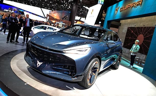 أول نموذج كهربائي من كوبرا يبتعد عن الشكل المعروف لسيارات سيات