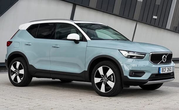 فولفو XC40