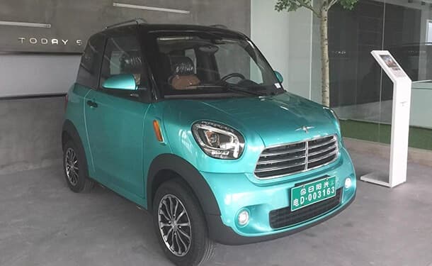 سيارة Mini M1 الكهربائية الصينية