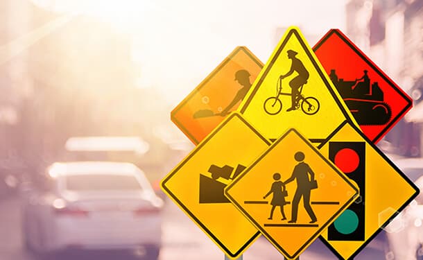 سيارات-اشارات-مروريه-قوانين