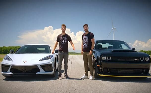 كورفيت C8 و دودج ديمون الخارقة