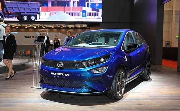 سياره-تاتا-موتورز-معرض-ازرق-جديد-كهربائيه