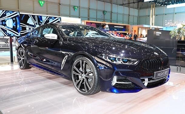 سياره-بي-إم-دبليو-معرض