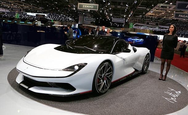 سياره-معرض-باتيستيتا-كهربائيه-جينيف