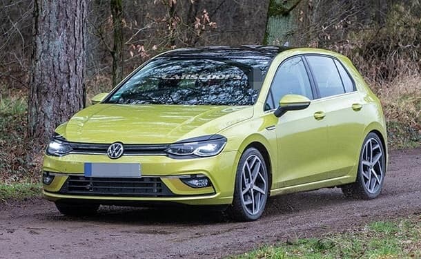 سياره-فولكس-فاجن-طريق-اشجار-حديقه