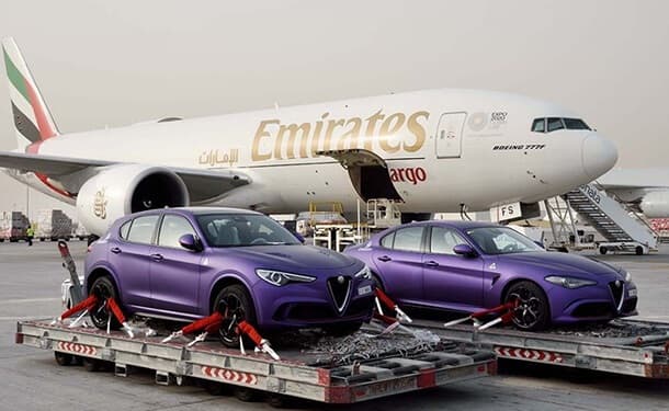 سيارات مشحونة من الخليج