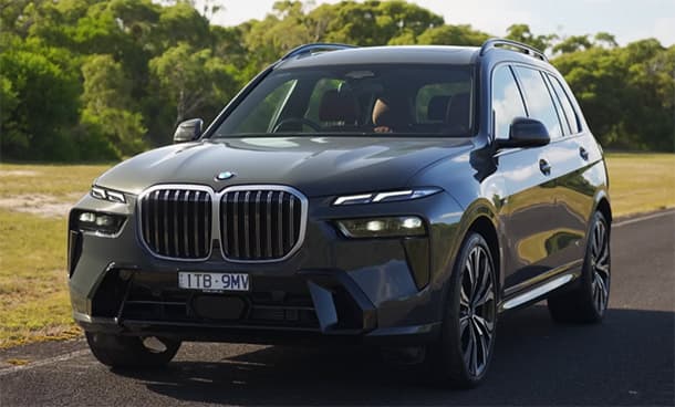 شاهد: تجربة قيادة لموديل 2023 من BMW X7 الفخمة
