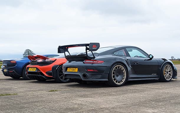 شاهد: من الأسرع.. فيراري296 GTB أم مكلارين 765LT أم بورشه GT2 RS؟