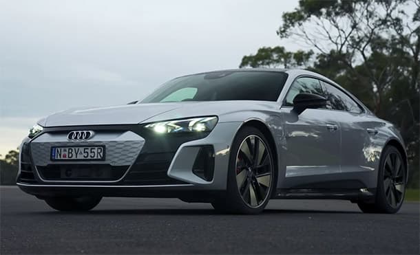 شاهد: تجربة قيادة موديل 2024 من أودي RS e-tron GT الكهربائية