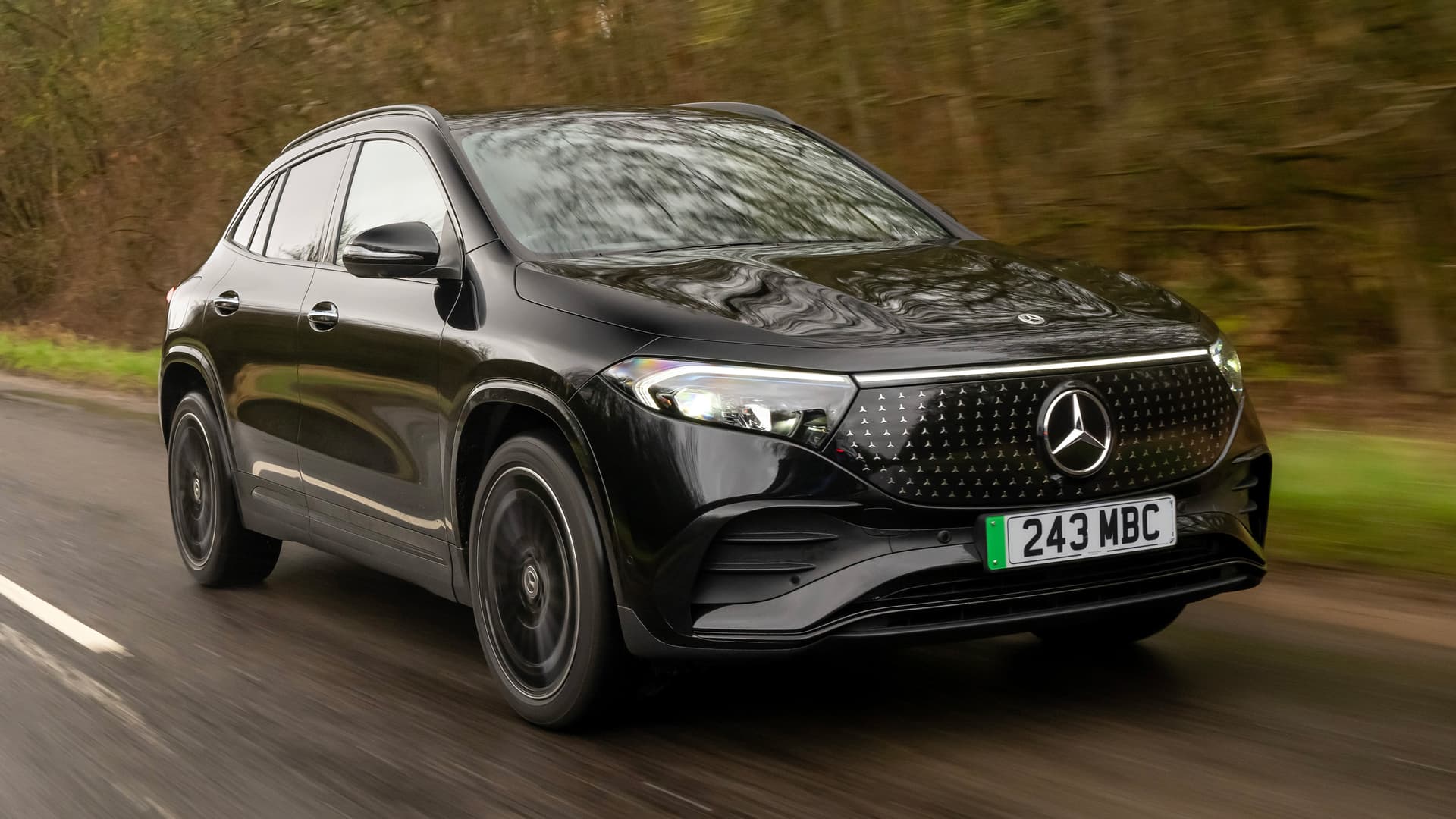 تعرف على EQA.. أرخص SUV كهربائية من مرسيدس-بنز في مصر