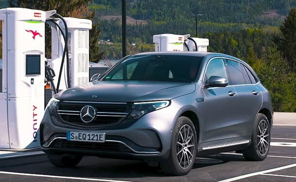تجربة قيادة لسيارة مرسيدس-بنز الكهربائية EQC