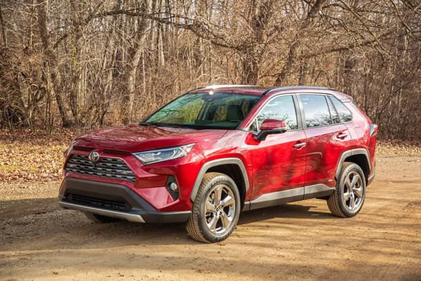 زيادة هائلة بأسعار تويوتا RAV4 المتاحة محليا بالطلب الخاص فقط
