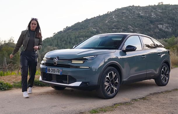 شاهد: تجربة قيادة موديل 2025 من سيتروين e-C4 الكهربائية