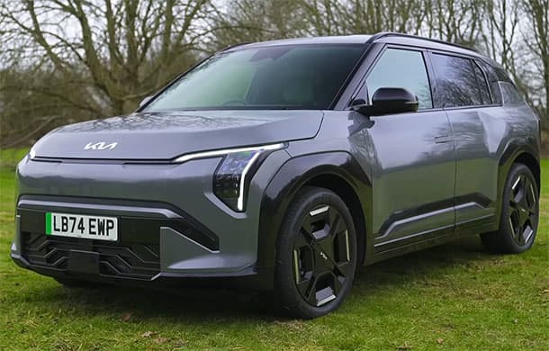 شاهد: تجربة قيادة موديل 2025 من كيا EV3 الكهربائية