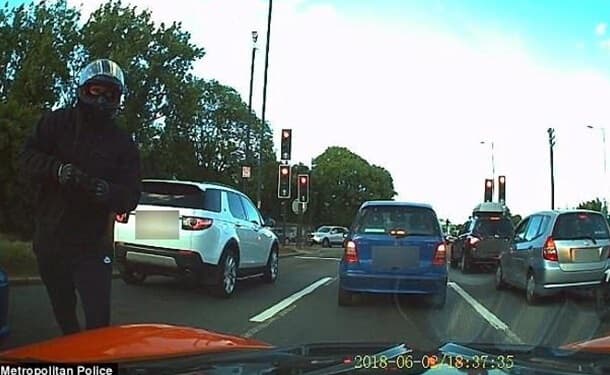 نصائح مفيدة عند محولات سرقة السيارات