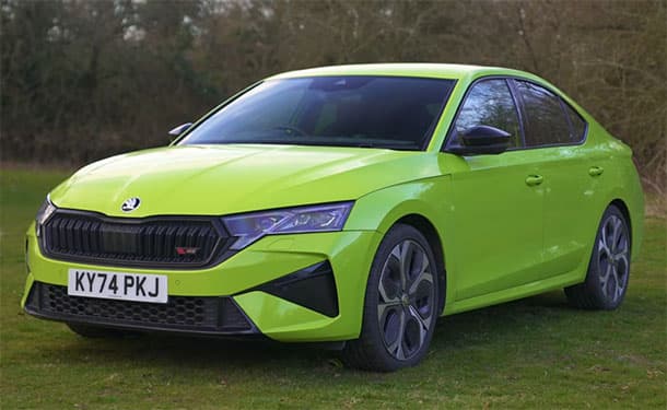 شاهد: تجربة قيادة سكودا أوكتافيا VRS موديل 2025