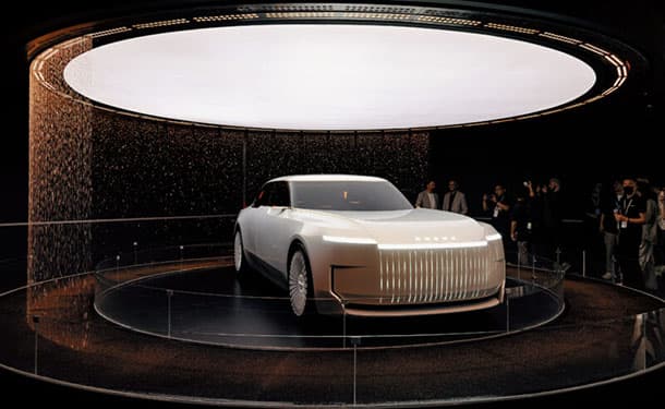 شانغهاي 2025: رووي تقدم نموذج بيرل الفخم الغير تقليدي