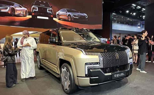 شانغهاي 2025: يانج وانج U8L تقدم مستوى عالي من الفخامة ينافس سيارات رولز-رويس
