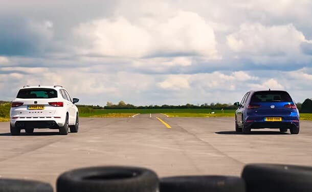 فولكس فاجن جولف وكوبرا أتيكا في سباق سحب