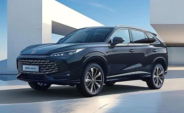 إطلاق إم جي HS الجديدة كليا في مصر بأنظمة دفع عادية وهجينة