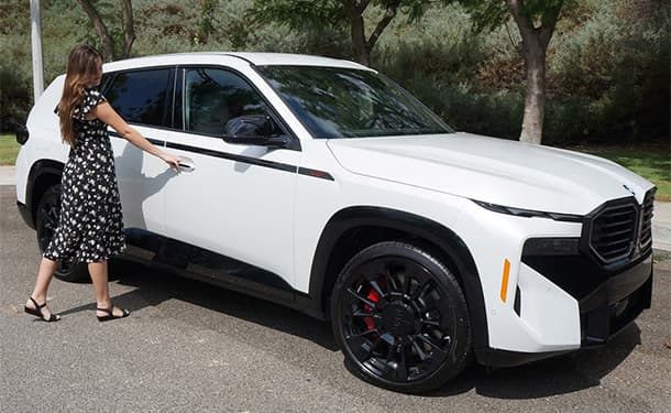 شاهد: تجربة قيادة XM الهجينة من BMW موديل 2026