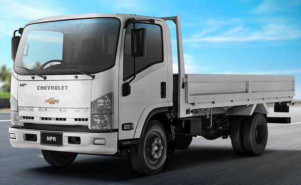 وكيل شيفروليه يطلق موديل 2027 من شاحنة جامبو