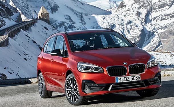 سياره- Tourer-احمر-بي-ام-دبليو