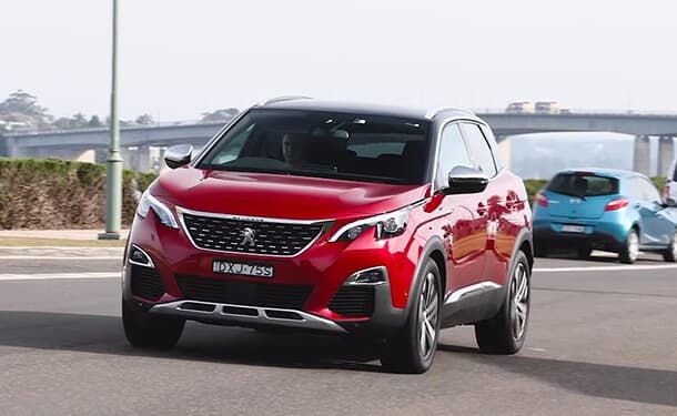 سياره-بيجو-3008-2020-احمر