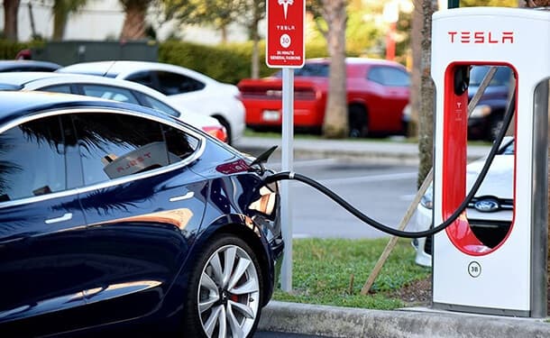 سيارة هجينة