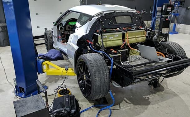 سيارات-كهربائيه