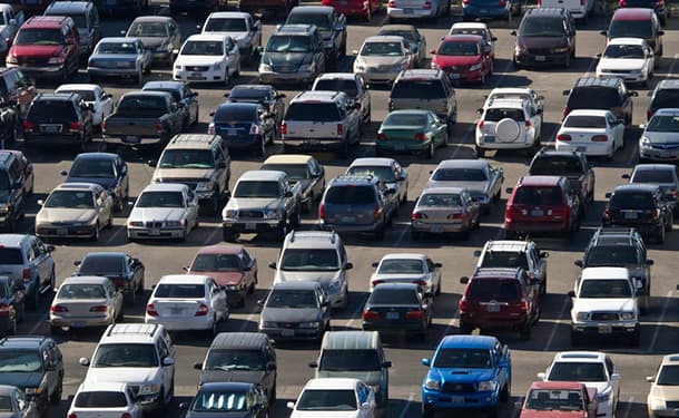 سيارات-جمارك-شارع-ازدحام