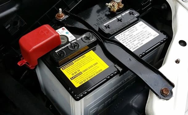 نصائح يمكنك اتباعها لإطالة عمر بطارية سيارتك