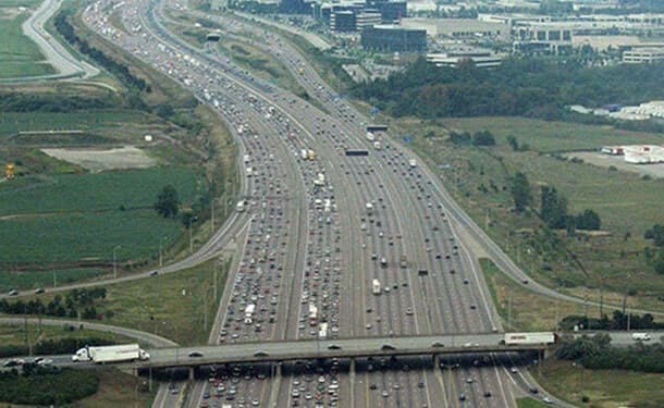 غلق طريق القاهرة الاسكندرية الزراعي