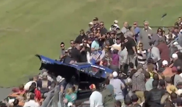 بالفيديو: سيارة يطير هيكلها الخارجي في سباق سحب بأمريكا ويصيب عدد من المتفرجين بالحلبة