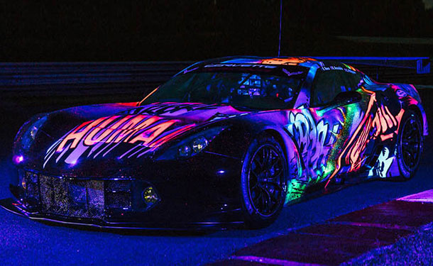 كورفيت بألوان تضيء في الظلام تشارك بسباق التحمل لومان 24