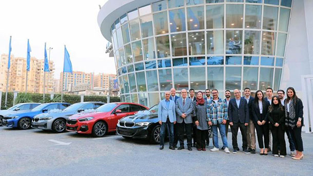 وكيل BMW في مصر يبدأ تسليم السيارات الجديدة للعملاء
