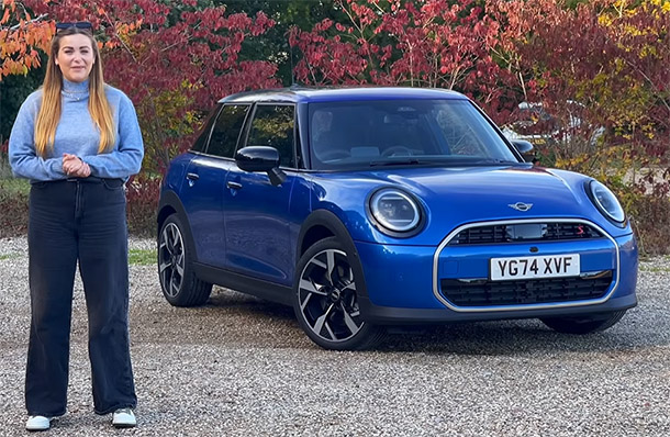 شاهد: تجربة قيادة موديل 2024 من MINI Cooper المزودة بخمس أبواب